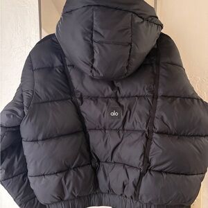 ALO black cropped puffer